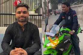 रिंकू सिंह ने पिता को गिफ्ट की लाखों की बाइक, सिलेंडर डिलिवरी टेम्पो से Kawasaki ninja तक का सफर